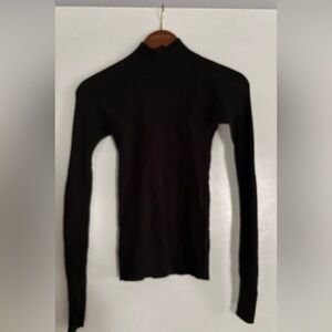 Lululemon knit turtle neck